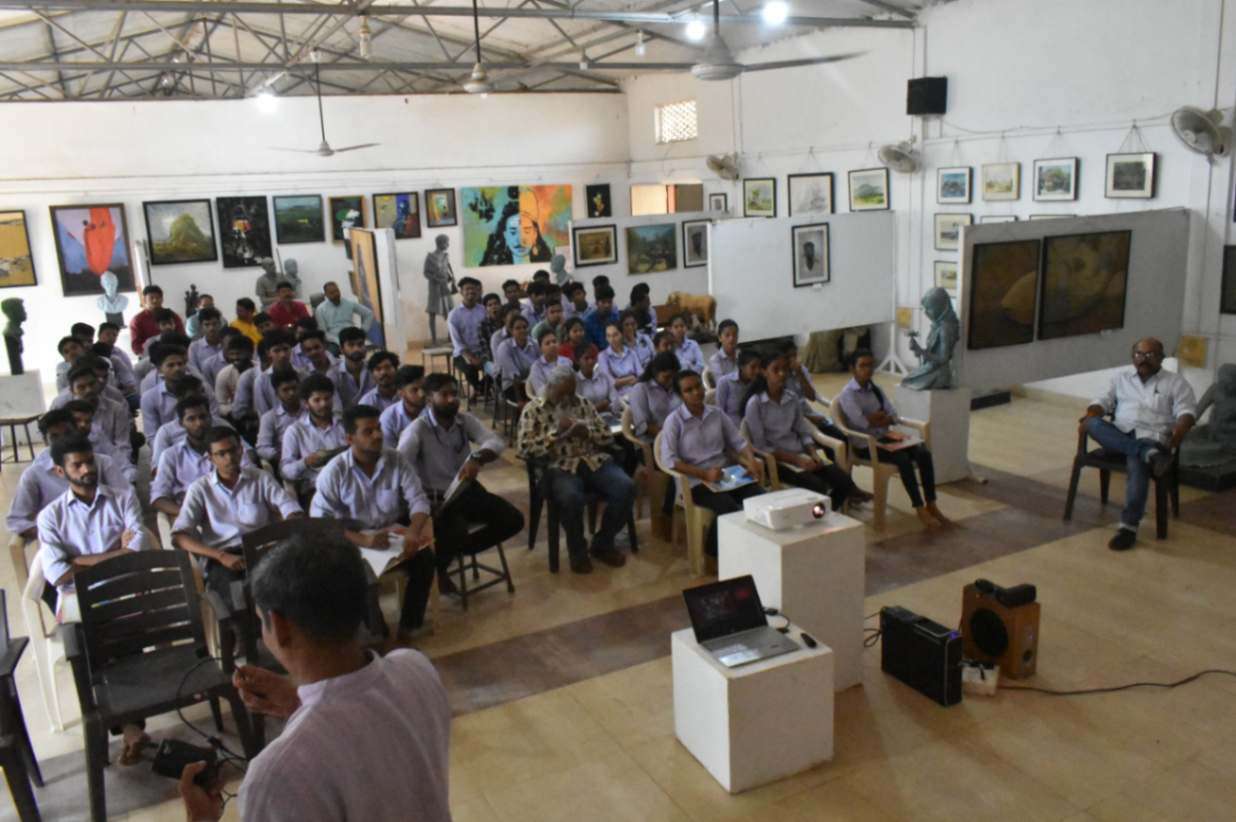 सह्याद्रि स्कूल ऑफ आर्टमध्ये 'विज्ञानाचा अद्भुत प्रवास' या विषयावर व्याख्यान